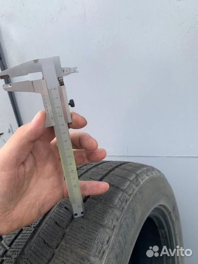 Bridgestone Blizzak Revo GZ 215/55 R17