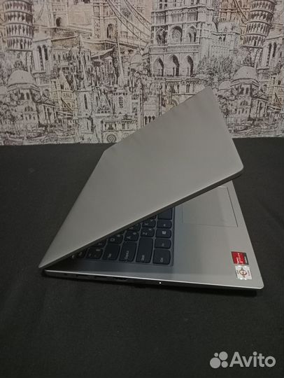 Lenovo IdeaPad 1