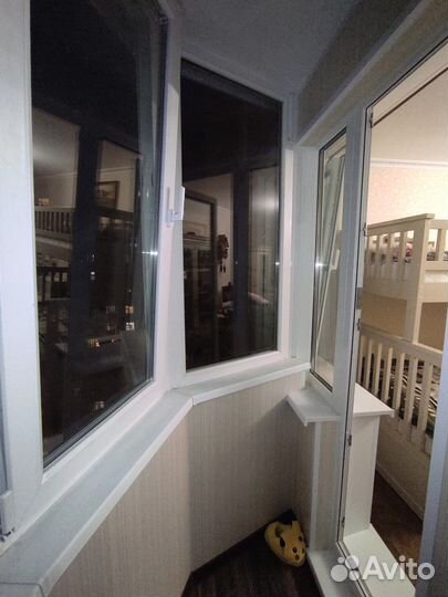 Остекление балкона окнами пвх