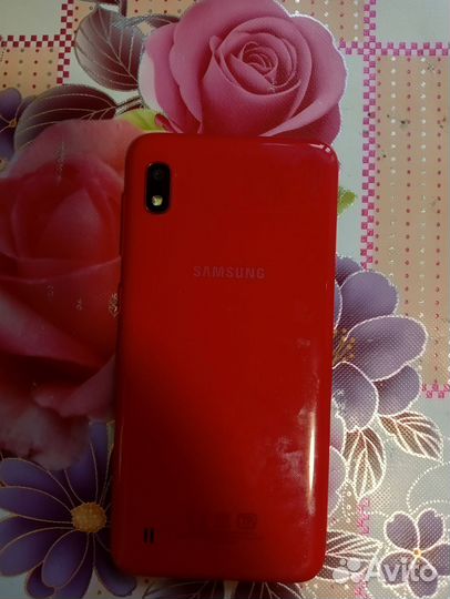 Samsung Galaxy A10, 2/32 ГБ