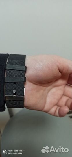 Часы конэктяться с телефона. Новые