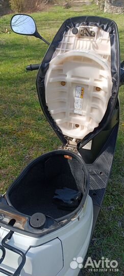 Suzuki address V100