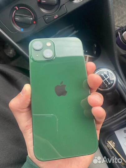 iPhone 13