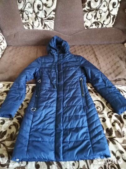 Пальто/пуховик женский демисезонный 44 размер