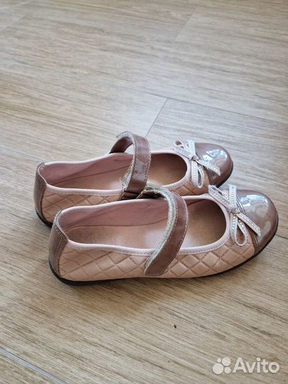 Туфли для девочки 35