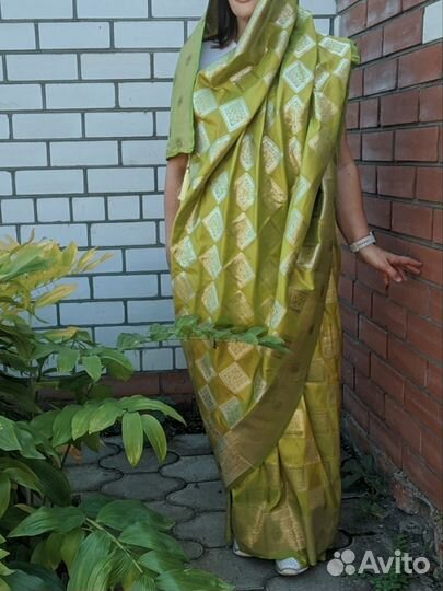 Индийское сари