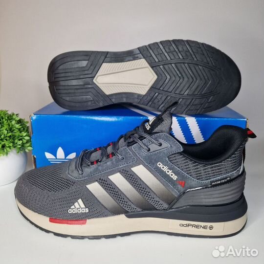 Кроссовки мужские adidas