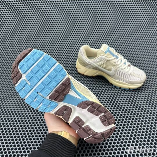 Кроссовки Nike Zoom Vomero 5 Oatmeal