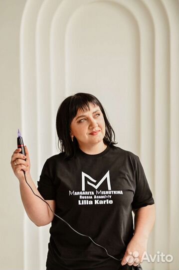 Перманентный макияж бровей