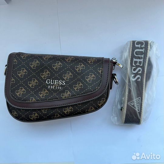 Сумка Guess