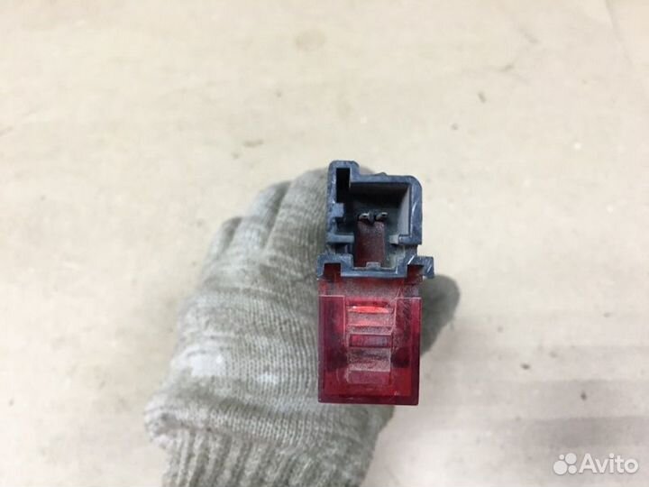 Стоп-сигнал дополнительный Ford Focus 2
