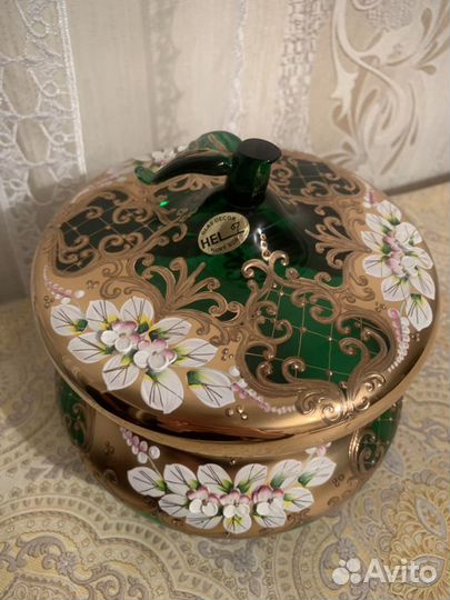 Конфетница с крышкой лепка