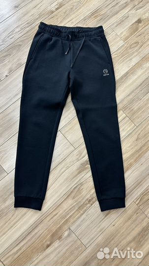 Спортивный костюм женский