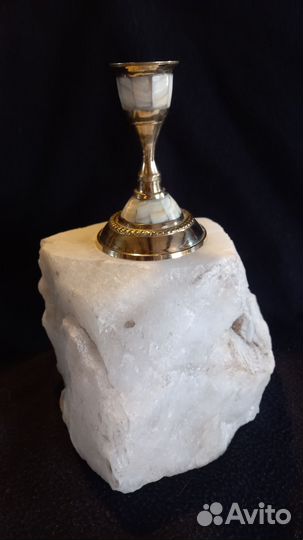 Подсвечник на кварце. Натуральный камень