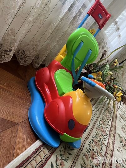 Детская машинка каталка Chico