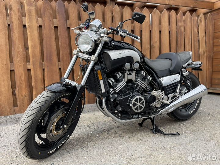 Yamaha V-MAX 1200