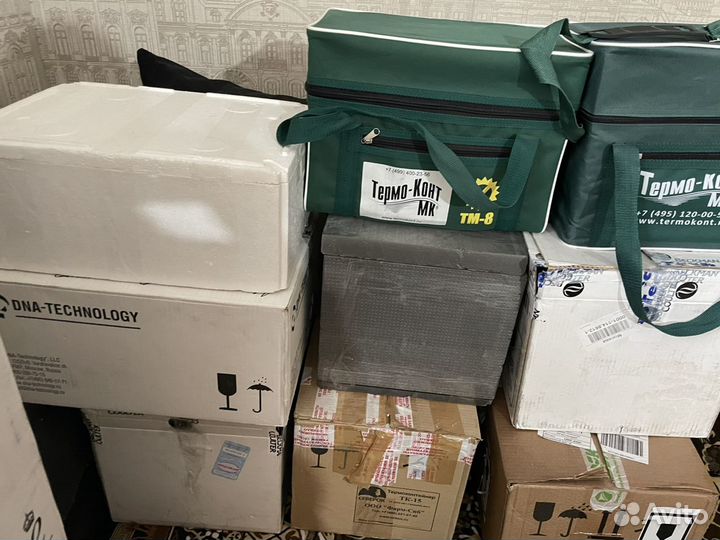 Термобоксы и хладоэлементы для хранения продуктов