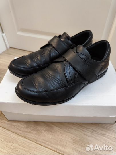 Туфли для мальчика (два вида)