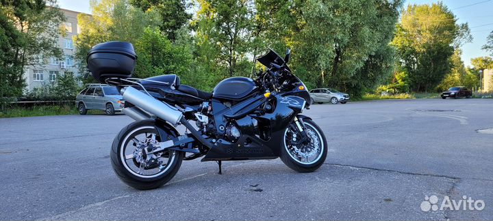 Suzuki TL1000R