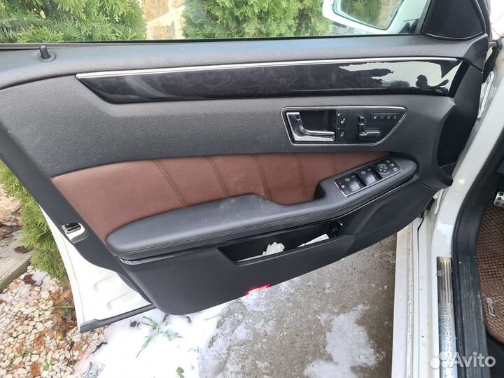 Салон Mercedes W212 дорест коричневый