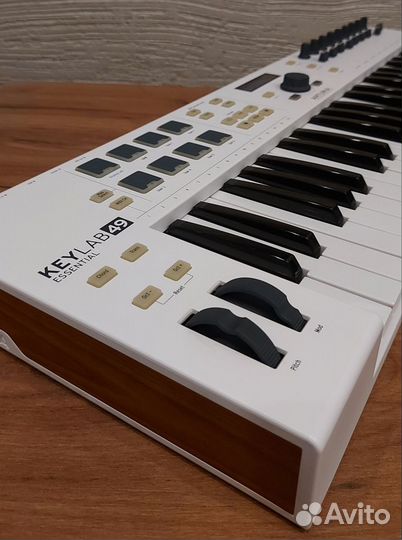 Миди клавиатура Arturia KeyLab essential 49