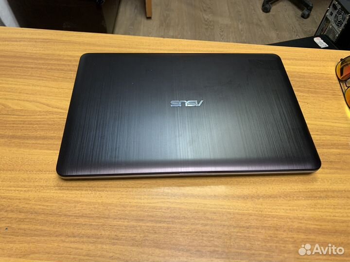 Asus 4ядра 4gb SSD