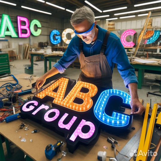 Макетчик-монтажник