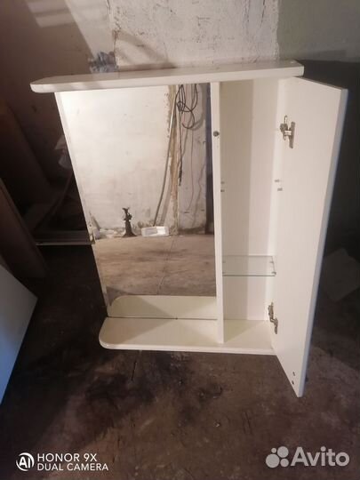 Зеркало шкаф в ванную