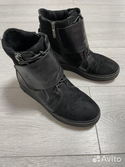 Ботинки осень весна женские