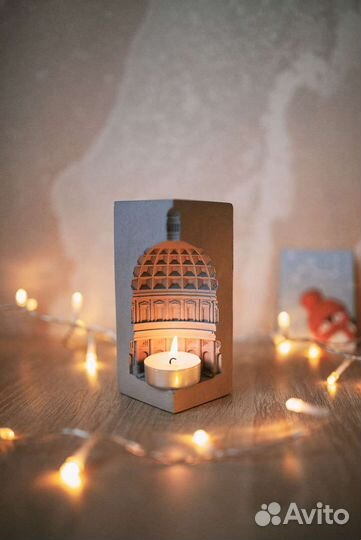 Подсвечник из бетона 