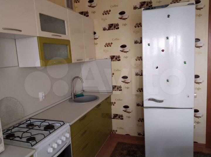 1-к. квартира, 42 м², 8/10 эт.