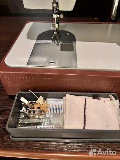 Швейная машина Чайка 134а