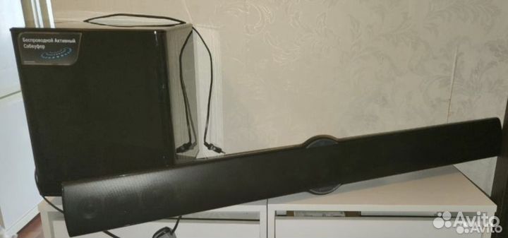 Саундбар Samsung 3D Blu-ray HT-E8200