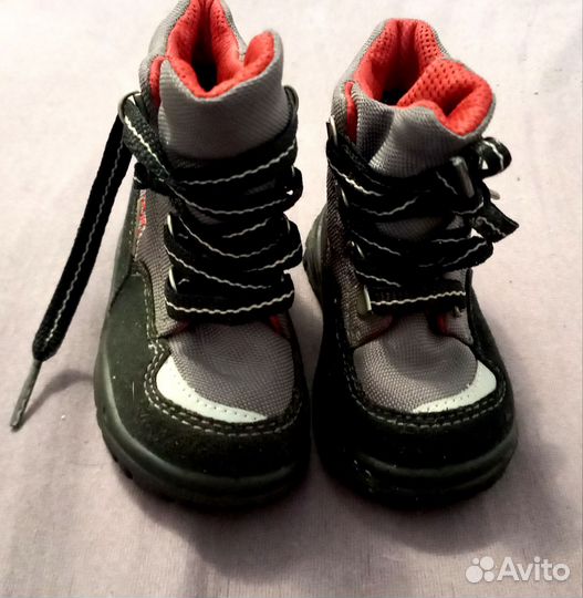 Ботинки дутыши 20 размер