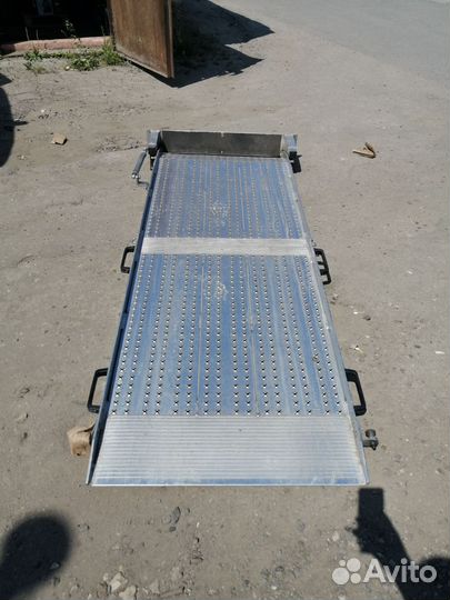 Подьемник, лифт, пандус для молоподвижных