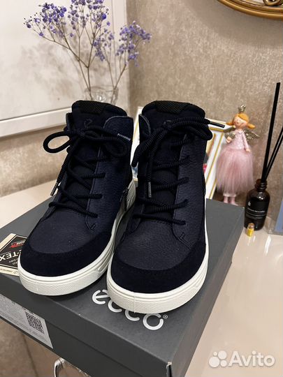 Детские ботинки Ecco новые, 33