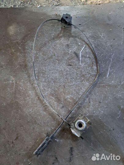 Замок капота Range Rover Vogue