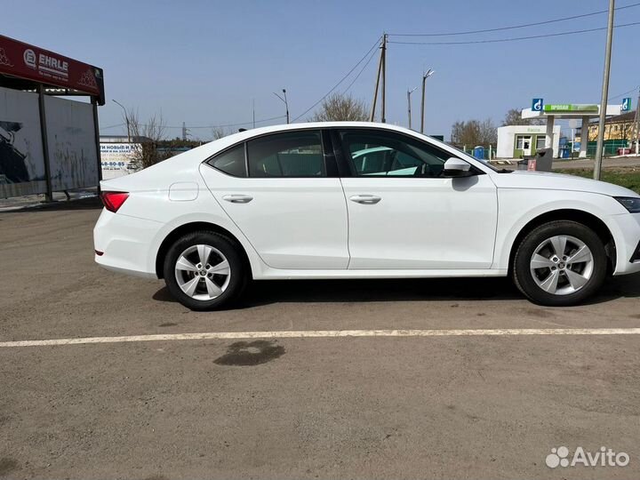 Skoda Octavia 1.4 AT, 2021, 35 000 км