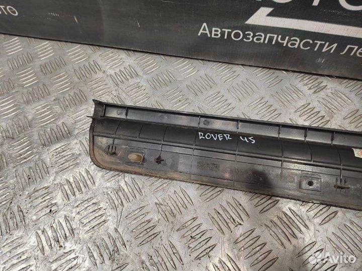 Накладка на порог салона передняя правая Rover 45