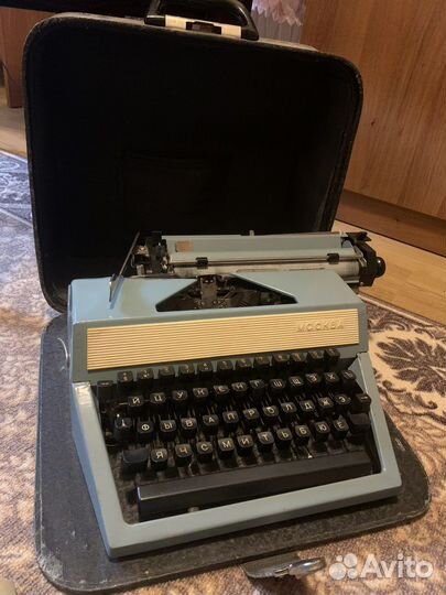 Печатная машинка москва СССР 1977 год