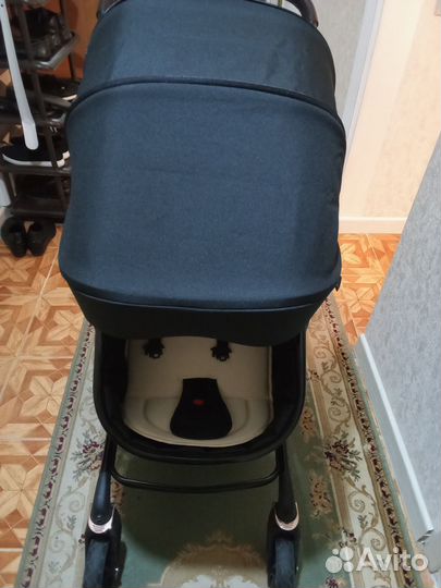 Продам коляску трансформер в хорошем состоянии