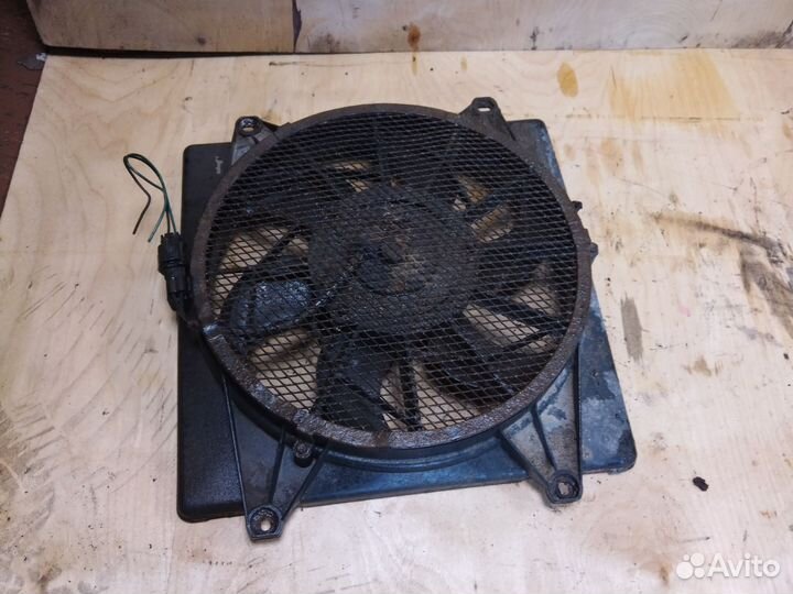 Вентилятор кондиционера Hyundai Starex h1