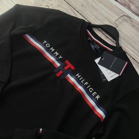 Свитшот Tommy Hilfiger новый