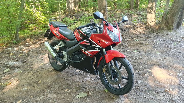 Хонда CBR150