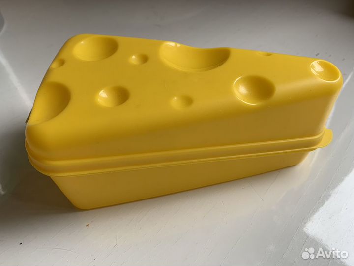 Контейнер пластиковый для хранения сыра