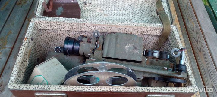 Кино проектор