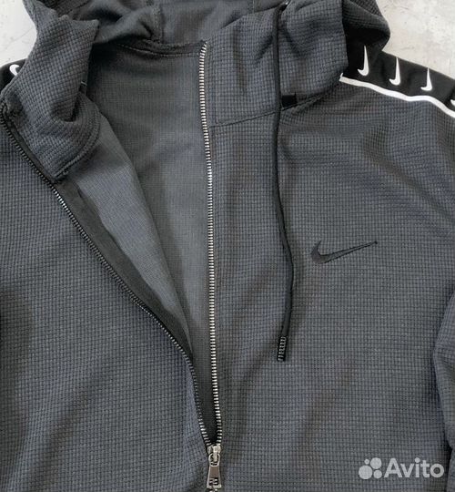 Спортивный костюм Nike