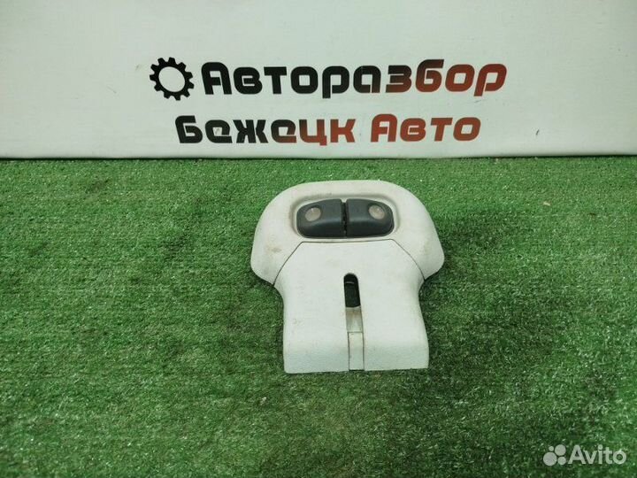 Плафон подсветки салона Chevrolet Niva универсал