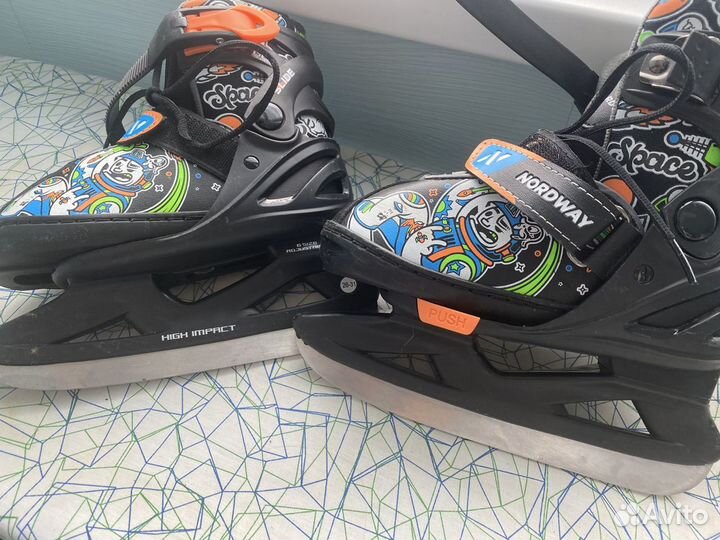 Коньки детские раздвижные 26-31