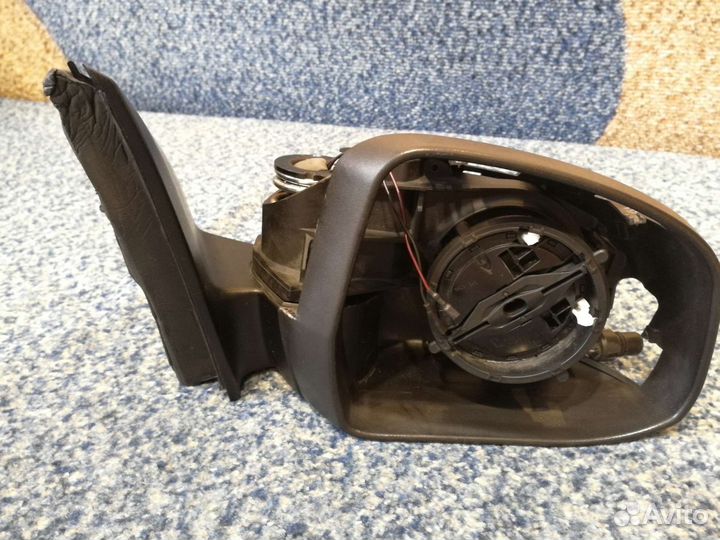 Зеркало правое Ford Focus 3
